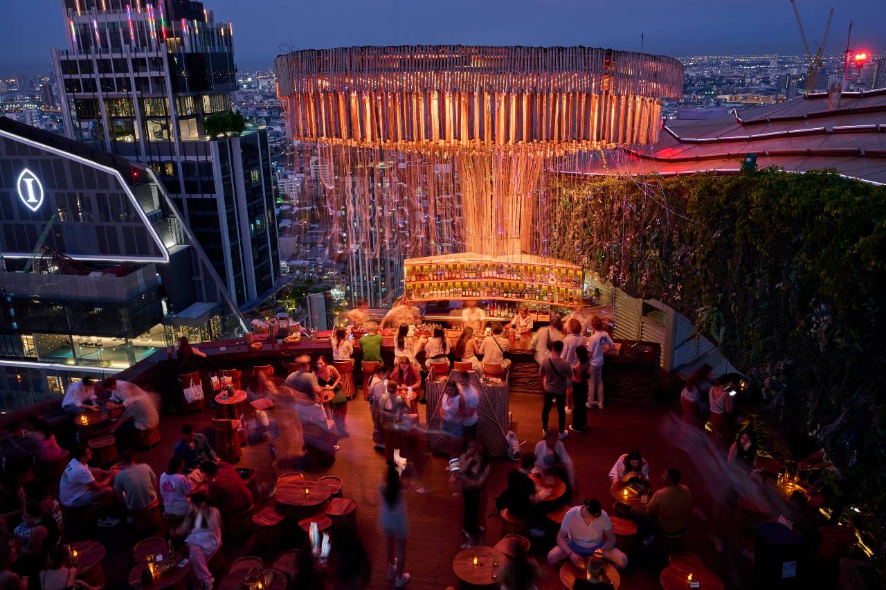 Tichuca Rooftop Bar in Bangkok 21
